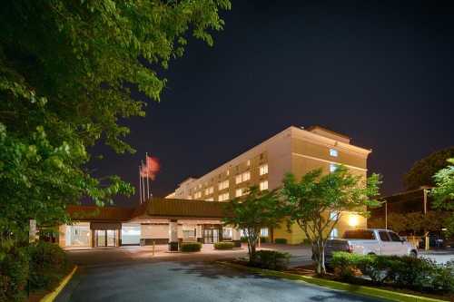 Red Lion Hotel Atlanta Airport buitenkant